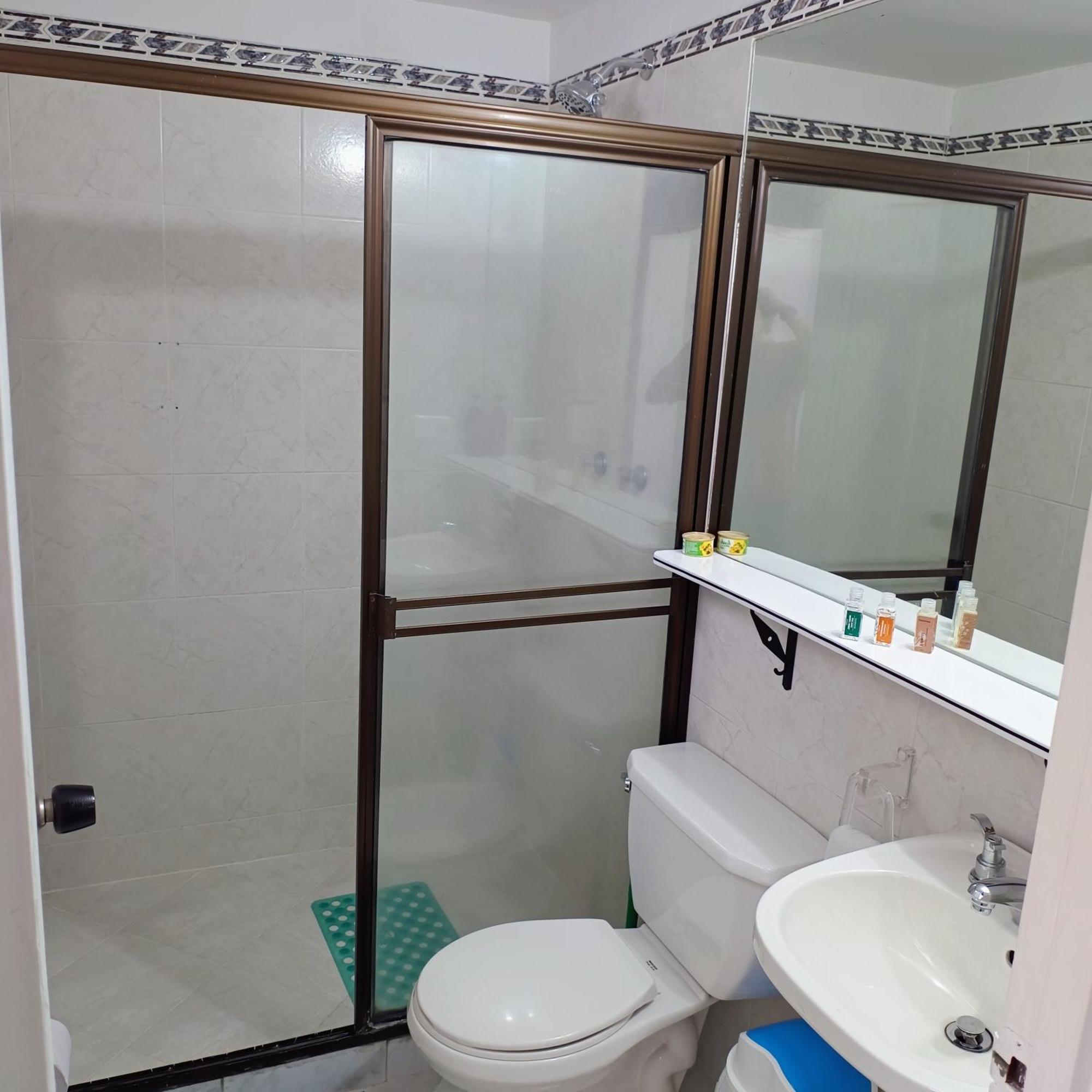 Moradia Laureles Medellin Apartamento Exterior foto